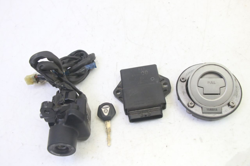 photo de LOCK SET KEY CDI NEIMAN YAMAHA FZ6 N FAZER 600 (2004 - 2006)