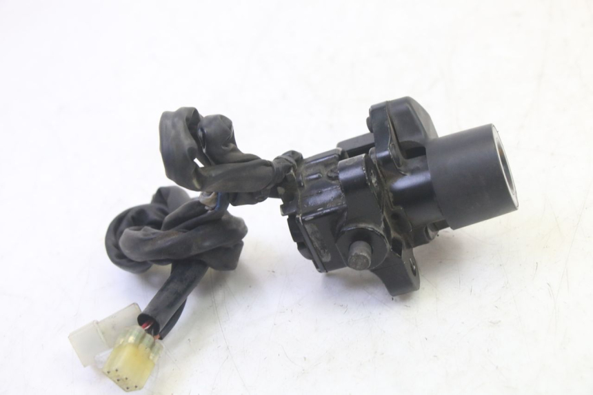 photo de LOCK SET KEY CDI NEIMAN YAMAHA FZ6 N FAZER 600 (2004 - 2006)