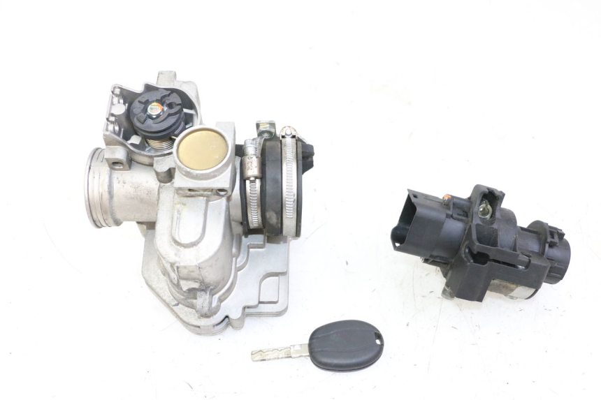 photo de LOCK SET KEY ECU PIAGGIO MP3 500 (2014 - 2016)