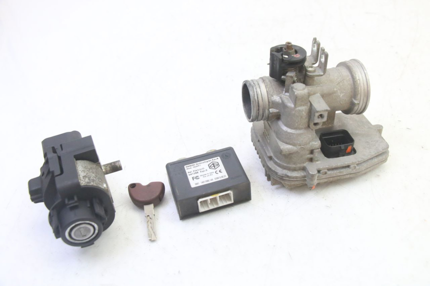 photo de LOCK SET KEY ECU PIAGGIO MP3 RL 250 (2007 - 2010)