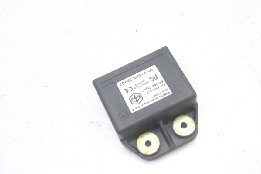 photo de LOCK SET KEY ECU PIAGGIO MP3 RL 250 (2007 - 2010)
