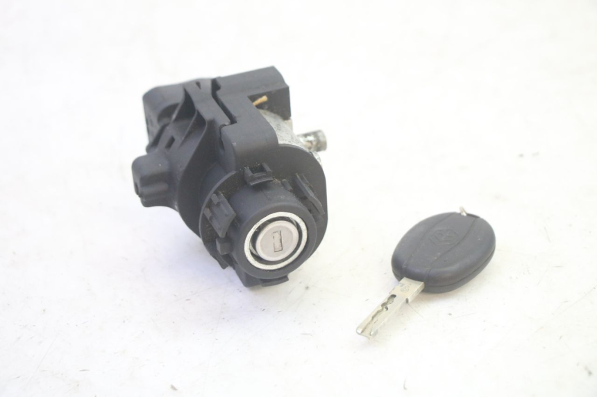 photo de LOCK SET KEY ECU PIAGGIO MP3 500 (2016 - 2018) - Product overview