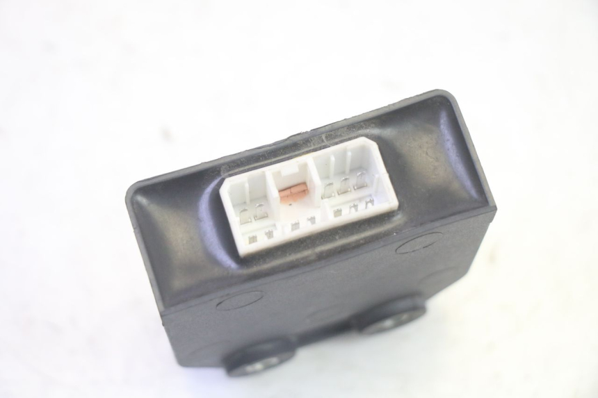 photo de LOCK SET KEY ECU PIAGGIO MP3 RL 250 (2007 - 2010) - Alternative angle