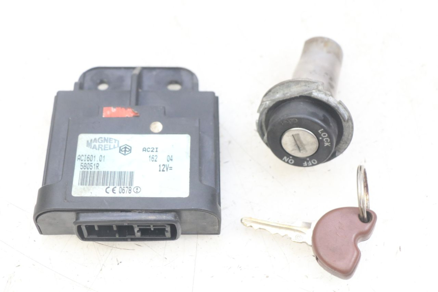 photo de LOCK KEY CDI IGNITION SWITCH KIT PIAGGIO X9 EVOLUTION 125 (2003 - 2007)