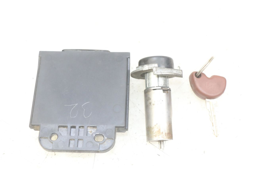 photo de LOCK KEY CDI IGNITION SWITCH KIT PIAGGIO X9 EVOLUTION 125 (2003 - 2007)