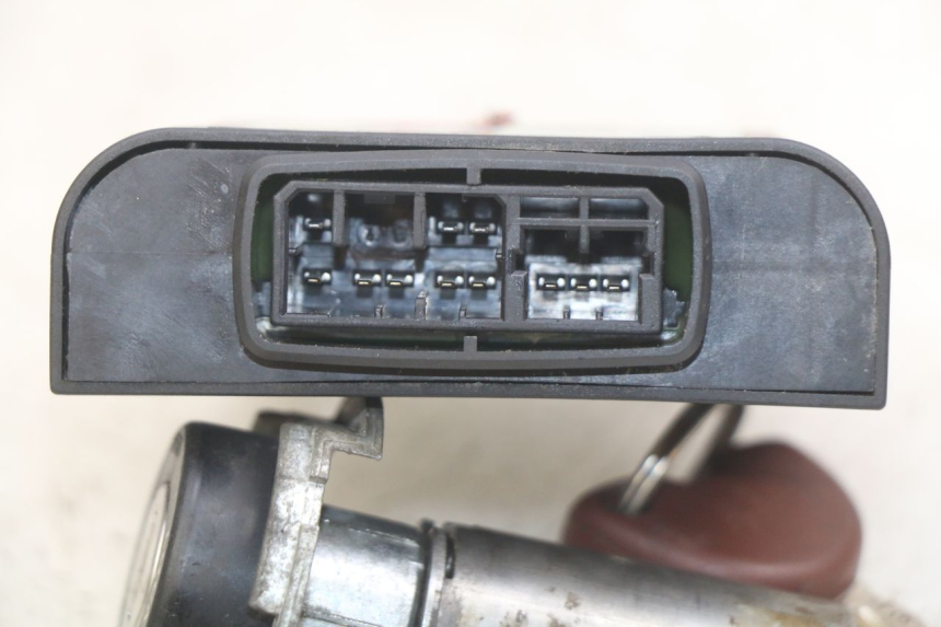 photo de LOCK KEY CDI IGNITION SWITCH KIT PIAGGIO X9 EVOLUTION 125 (2003 - 2007)