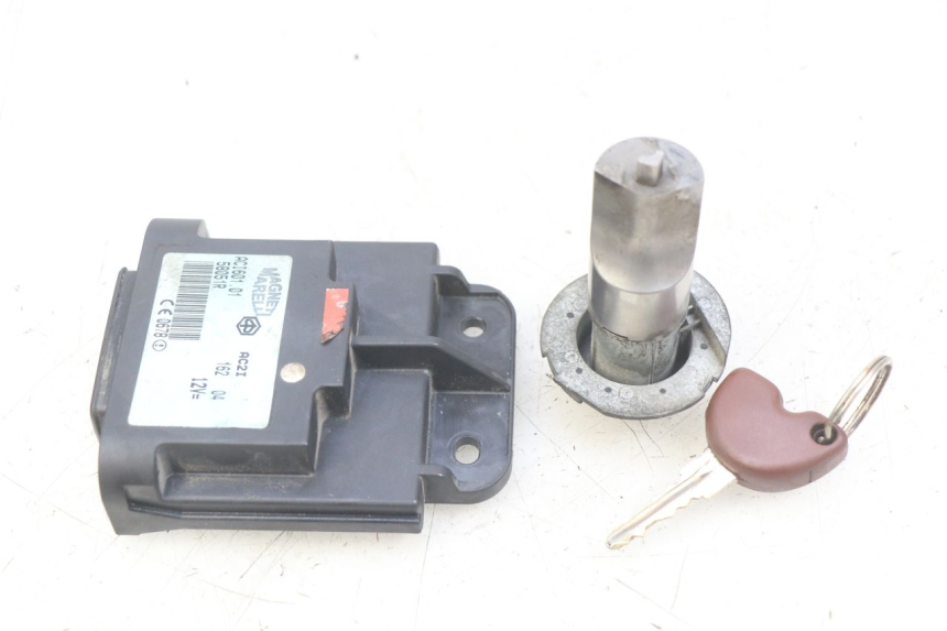 photo de LOCK KEY CDI IGNITION SWITCH KIT PIAGGIO X9 EVOLUTION 125 (2003 - 2007)
