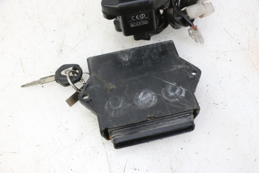 photo de LOCK KEY CDI IGNITION SWITCH KIT YAMAHA TDM ABS 900 (2002 - 2014)
