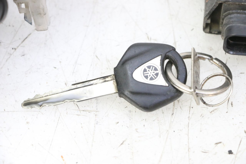 photo de LOCK KEY CDI IGNITION SWITCH KIT YAMAHA TDM ABS 900 (2002 - 2014)