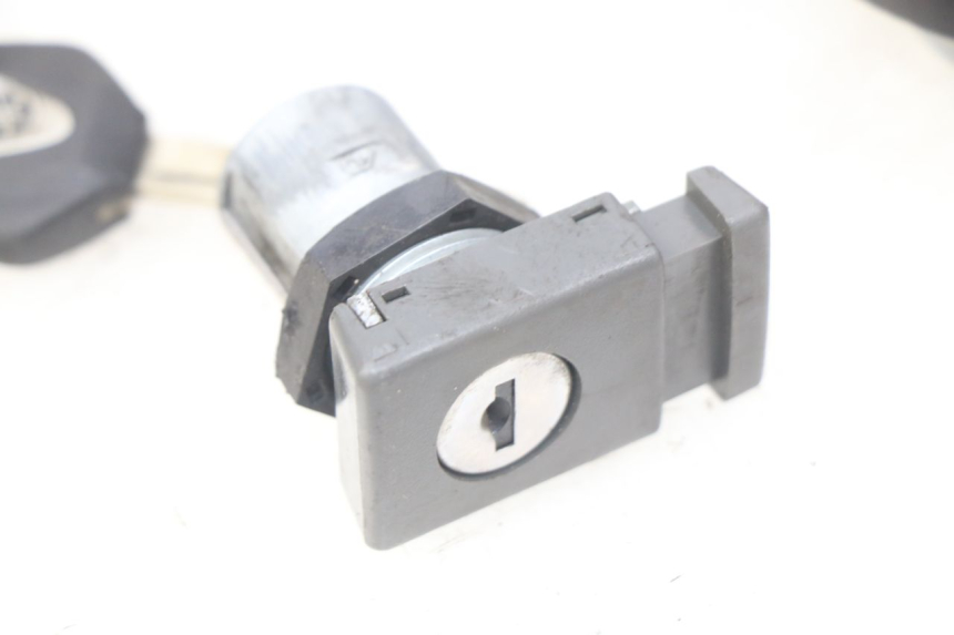 photo de LOCK KEY CDI IGNITION SWITCH KIT YAMAHA X-MAX XMAX 125 (2010 - 2014)