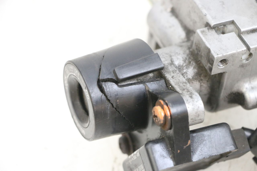 photo de LOCK KEY CDI IGNITION SWITCH KIT YAMAHA XMAX X-MAX 125 (2006 - 2009) - Product overview