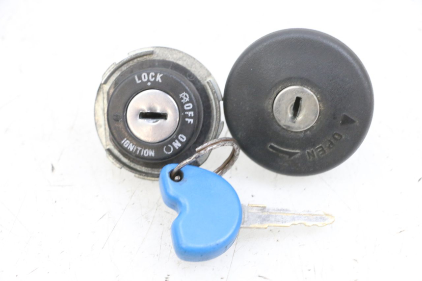 photo de LOCK SET KEY PIAGGIO FLY 4T 50 (2013 - 2017) - Main view