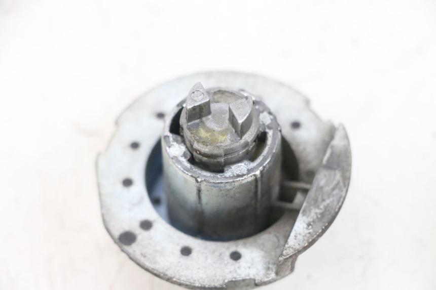 photo de LOCK SET KEY PIAGGIO FLY 4T 50 (2013 - 2017) - Technical close-up