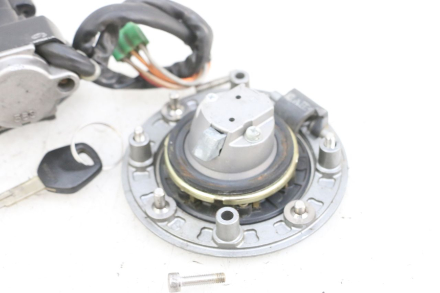 photo de LOCK SET KEY SUZUKI GSF N BANDIT 600 (1996 - 1999) - Component detail