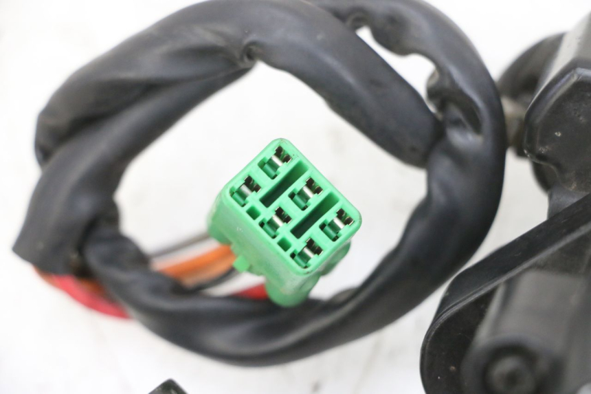 photo de LOCK SET KEY SUZUKI GSF N BANDIT 600 (1996 - 1999) - Markings and original references