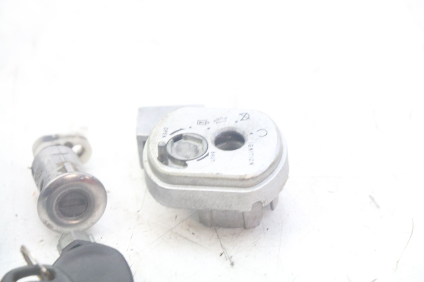 photo de LOCK SET KEY DOLPHIN PYGMY 1 (2020 - 2024)