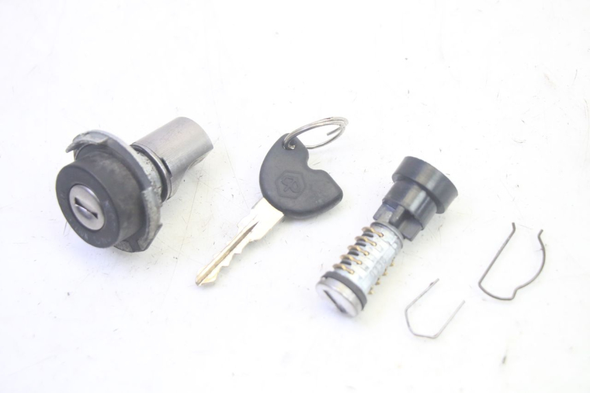 photo de LOCK KEY NEIMAN KIT PIAGGIO ZIP 4T 50 (2018 - 2020) - Main view