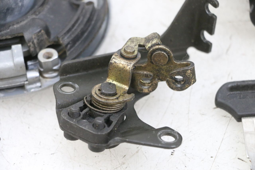 photo de LOCK SET KEY KAWASAKI ZR 7 750 (1999 - 2001) - Markings and original references