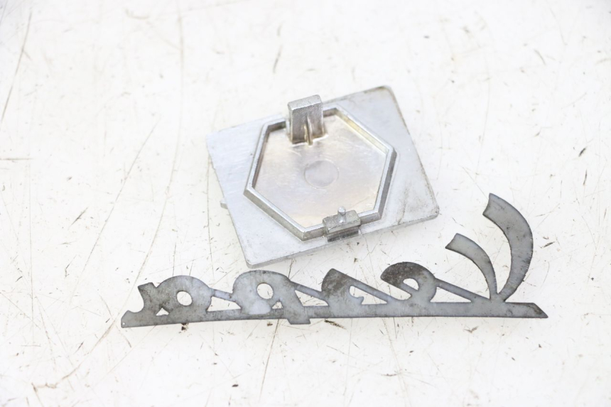 photo de BRAND LOGO PIAGGIO LXV 4T 50 (2009 - 2013)