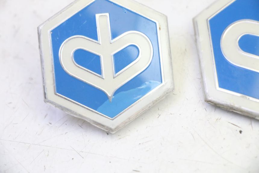 photo de BRAND LOGO PIAGGIO MP3 RL 250 (2007 - 2010) - Zoom on usage condition