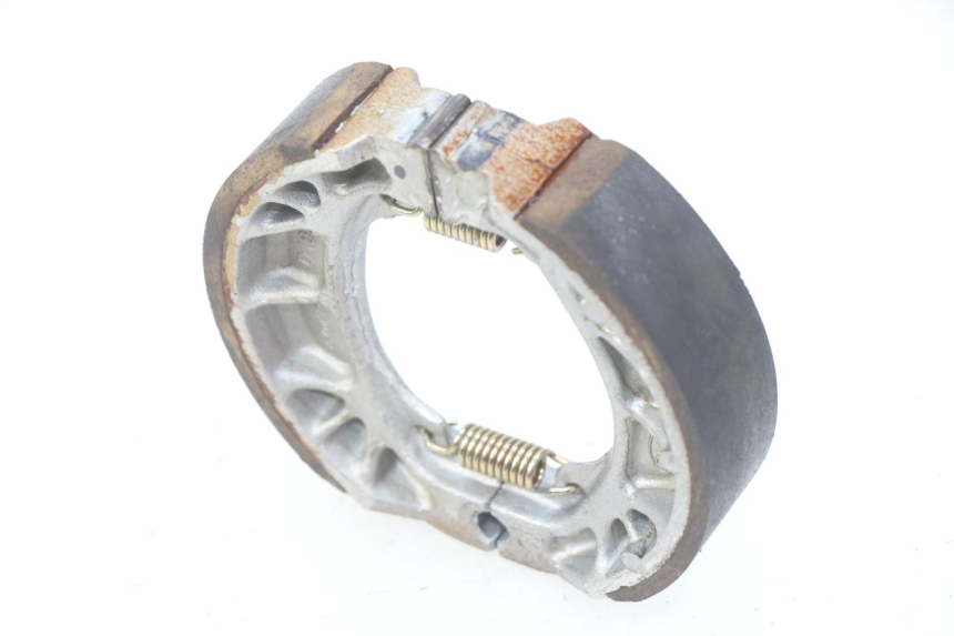 photo de BRAKE SHOE KYMCO AGILITY DELIVERY 4T 50 (2018 - 2023)
