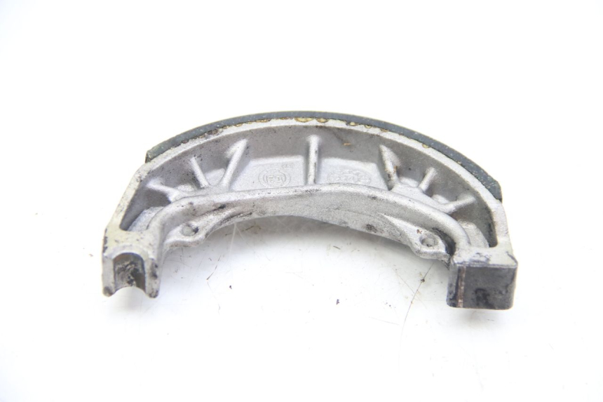 photo de BRAKE SHOE PEUGEOT KISBEE 4T 50 (2010 - 2017)