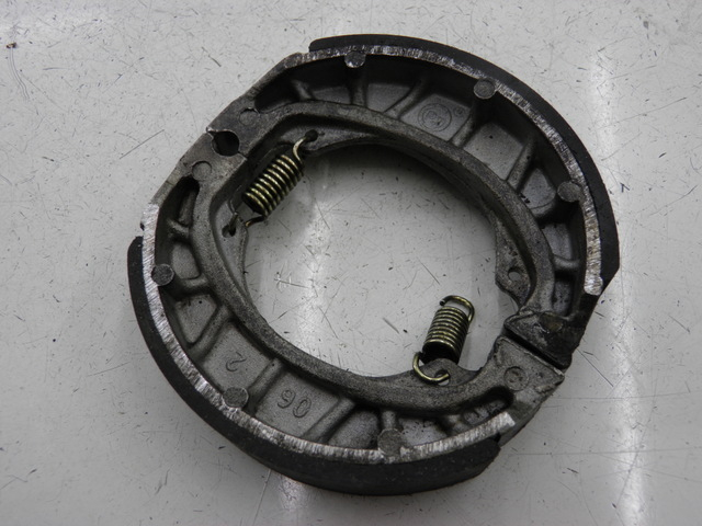 photo de BRAKE SHOE PEUGEOT V-CLIC VCLIC 50 (2007 - 2013)