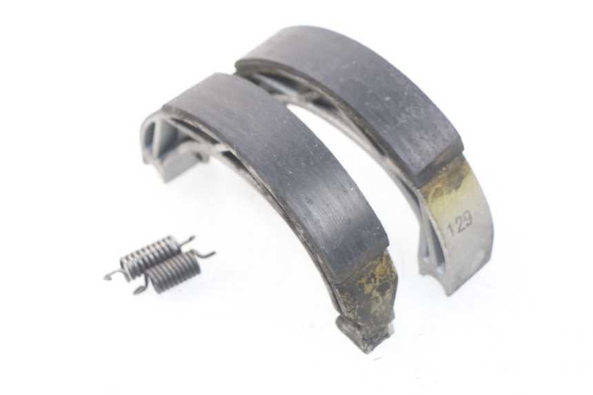 photo de BRAKE SHOES PIAGGIO LIBERTY IGET 4T 50 (2015 - 2020)