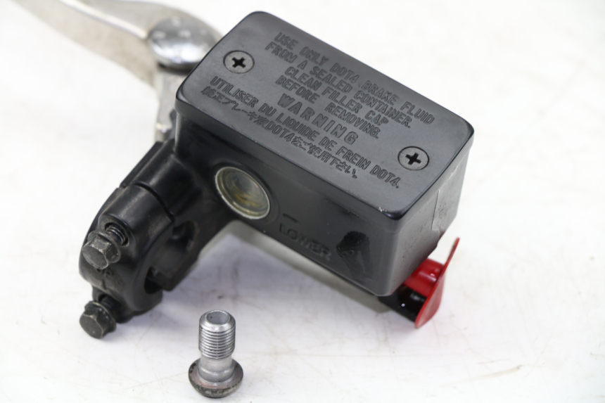 photo de REAR BRAKE MASTER CYLINDER BMW C GT 650 (2012 - 2015)