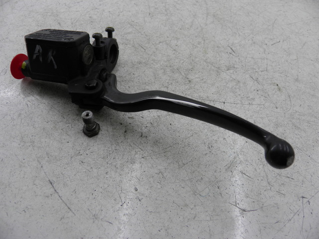 photo de REAR BRAKE MASTER CYLINDER PIAGGIO X8 125 (2004 - 2007)