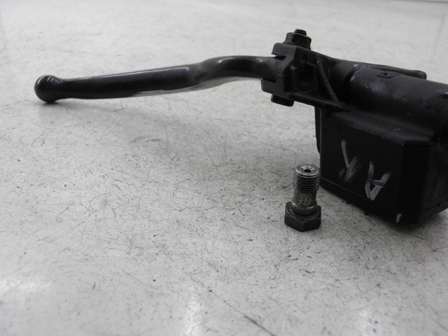 photo de REAR BRAKE MASTER CYLINDER PIAGGIO X8 125 (2004 - 2007)