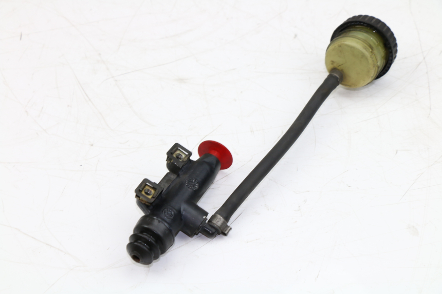 photo de REAR BRAKE MASTER CYLINDER BMW R RT 850 (1999 - 2007)