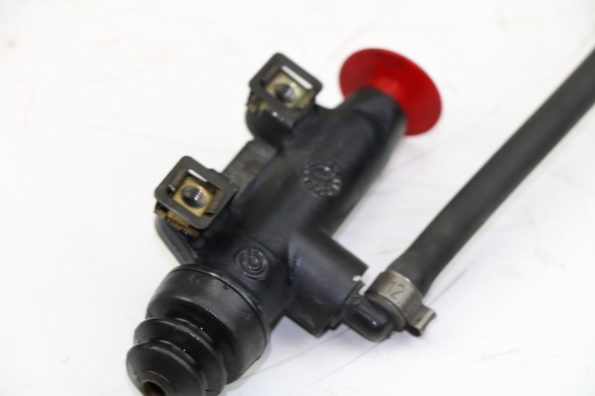 photo de REAR BRAKE MASTER CYLINDER BMW R RT 850 (1999 - 2007)