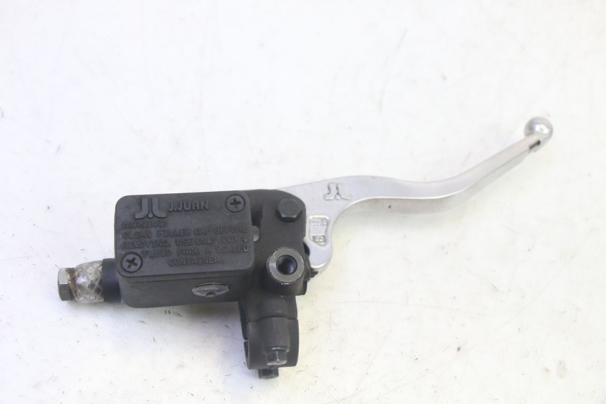 photo de FRONT BRAKE MASTER CYLINDER QUADRO 4 4D 350 (2015 - 2018)