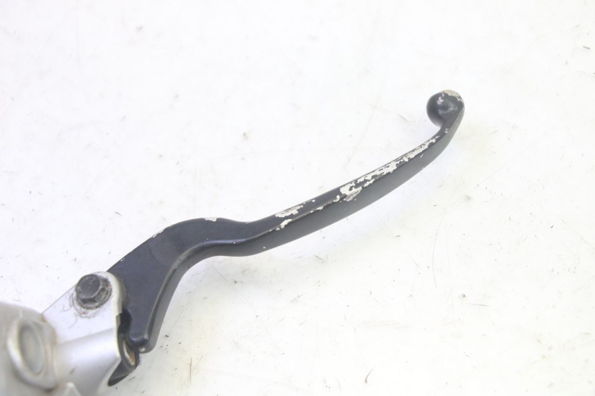 photo de FRONT BRAKE MASTER CYLINDER KYMCO AGILITY 16+ 4T 50 (2018 - 2023) - Zoom on usage condition