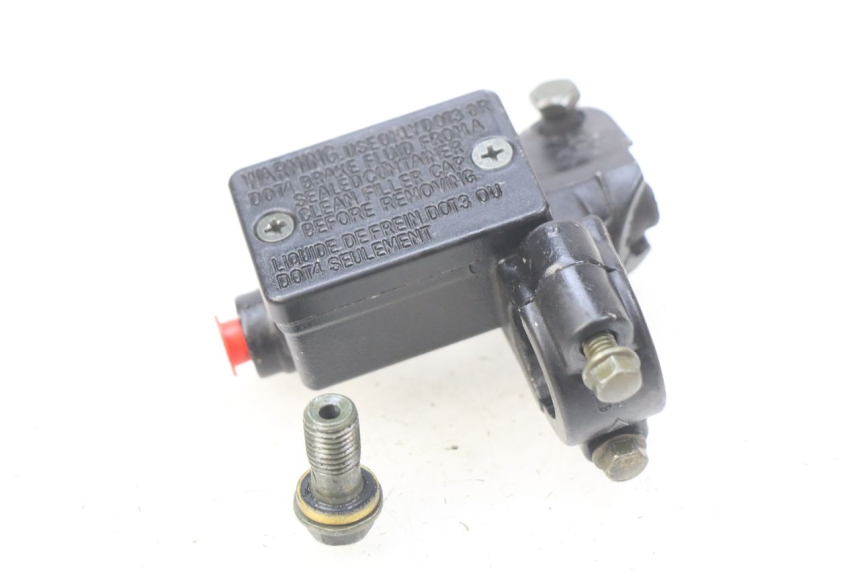 photo de FRONT BRAKE MASTER CYLINDER APOLLO RFZ 125