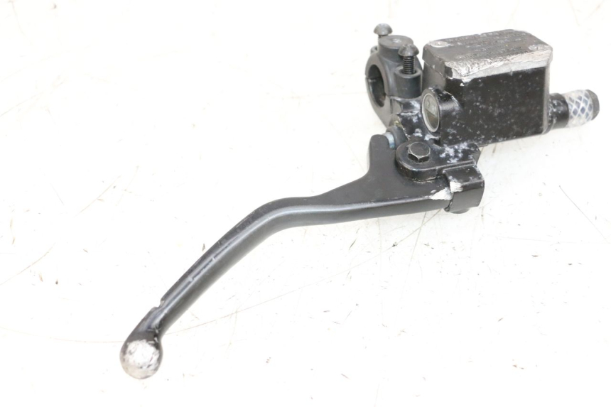 photo de FRONT BRAKE MASTER CYLINDER MBK BOOSTER SPIRIT NAKED 50 (2004 - 2017) - Distinctive features
