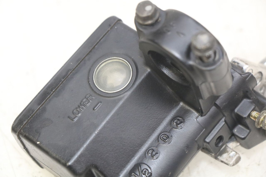 photo de FRONT BRAKE MASTER CYLINDER SUZUKI BURGMAN 650 (2002 - 2004)