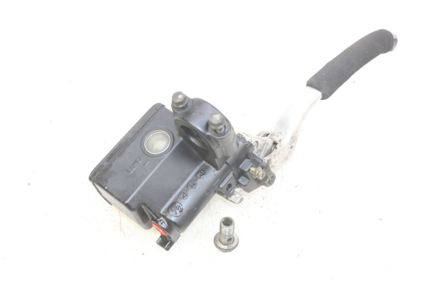 photo de FRONT BRAKE MASTER CYLINDER SUZUKI BURGMAN 650 (2002 - 2004)