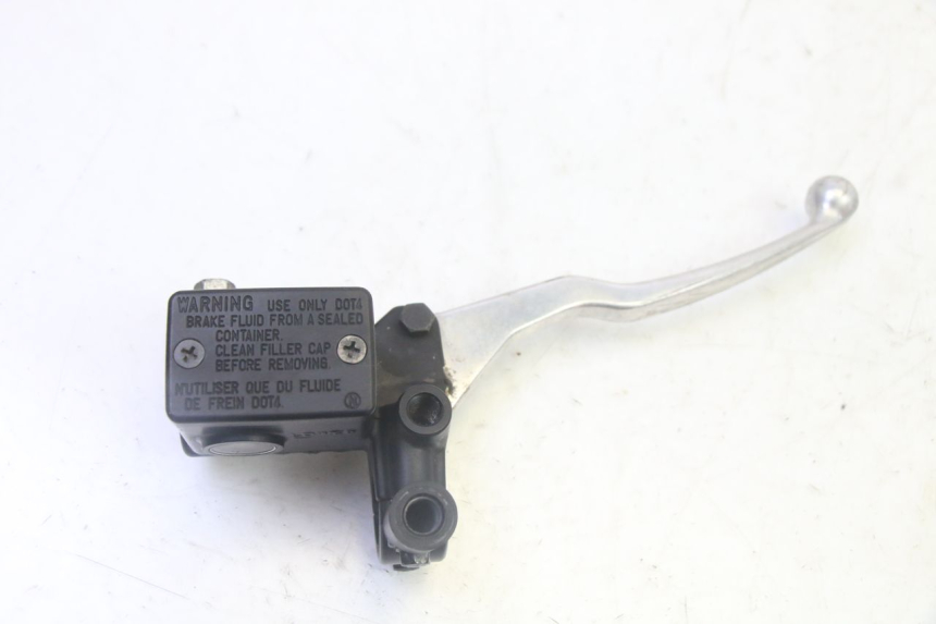 photo de FRONT BRAKE MASTER CYLINDER SUZUKI BURGMAN 125 (2007 - 2014)