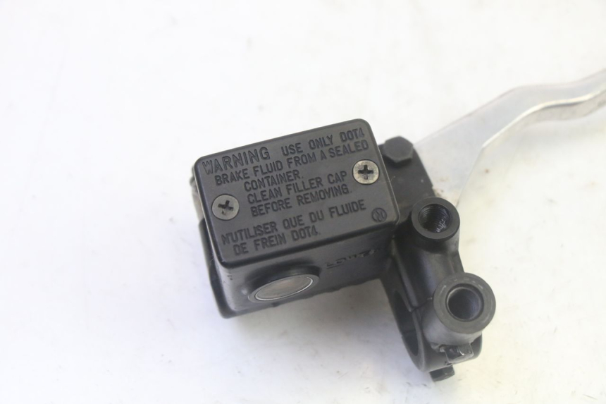 photo de FRONT BRAKE MASTER CYLINDER SUZUKI BURGMAN 125 (2007 - 2014)