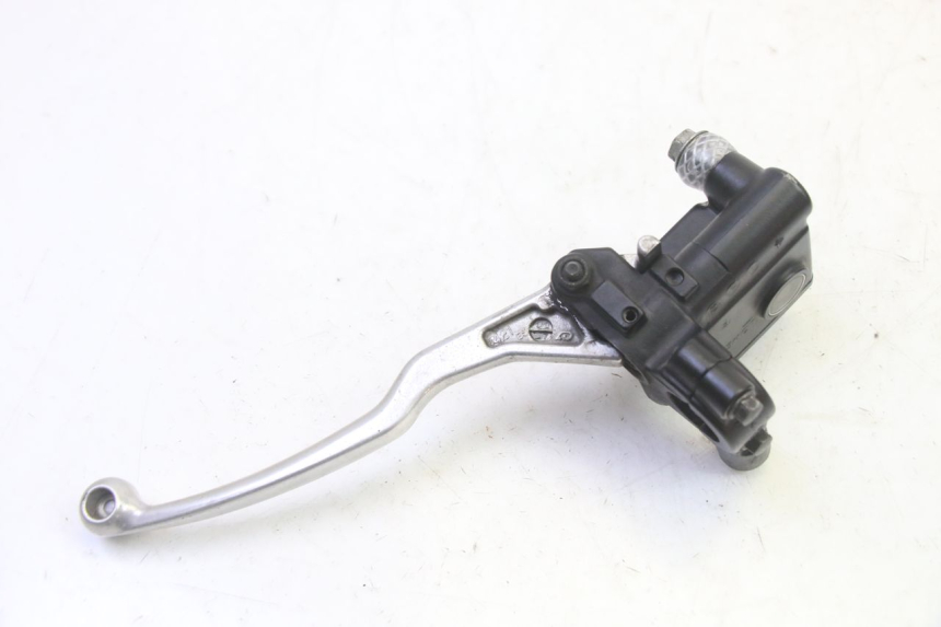 photo de FRONT BRAKE MASTER CYLINDER SUZUKI BURGMAN 125 (2007 - 2014)