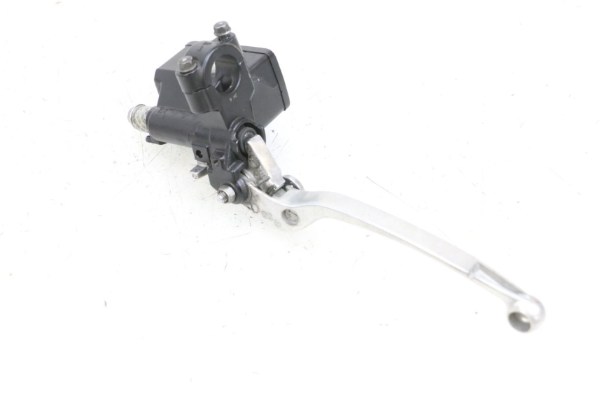 photo de FRONT BRAKE MASTER CYLINDER SUZUKI BURGMAN 650 (2013 - 2020)