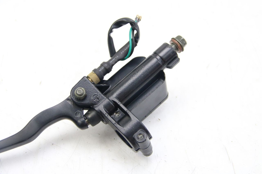 photo de FRONT BRAKE MASTER CYLINDER ECCITY ARTELEC 670 1 (2013 - 2017)