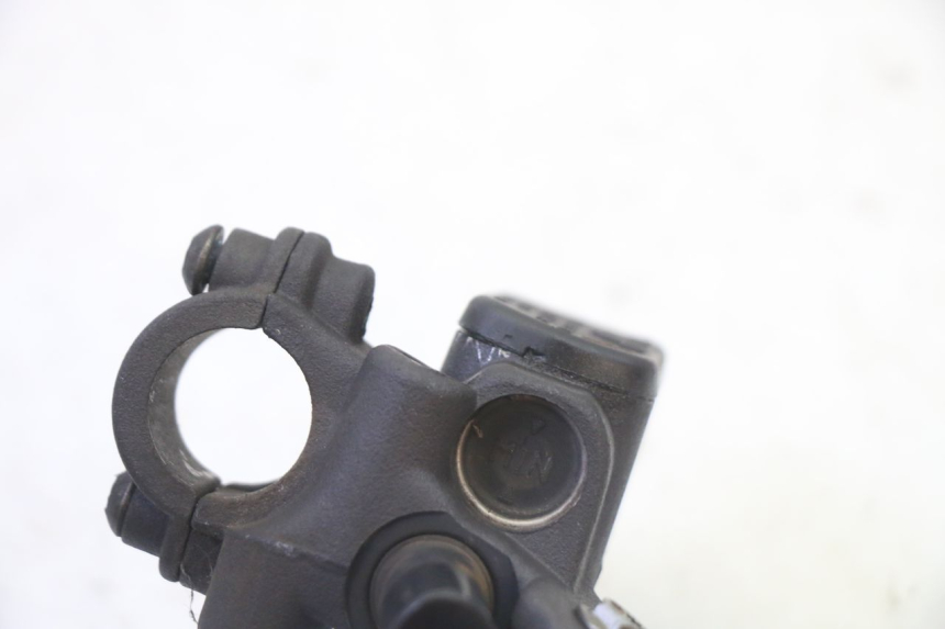 photo de FRONT MASTER CYLINDER PEUGEOT ELYSTAR 50 (2002 - 2014)