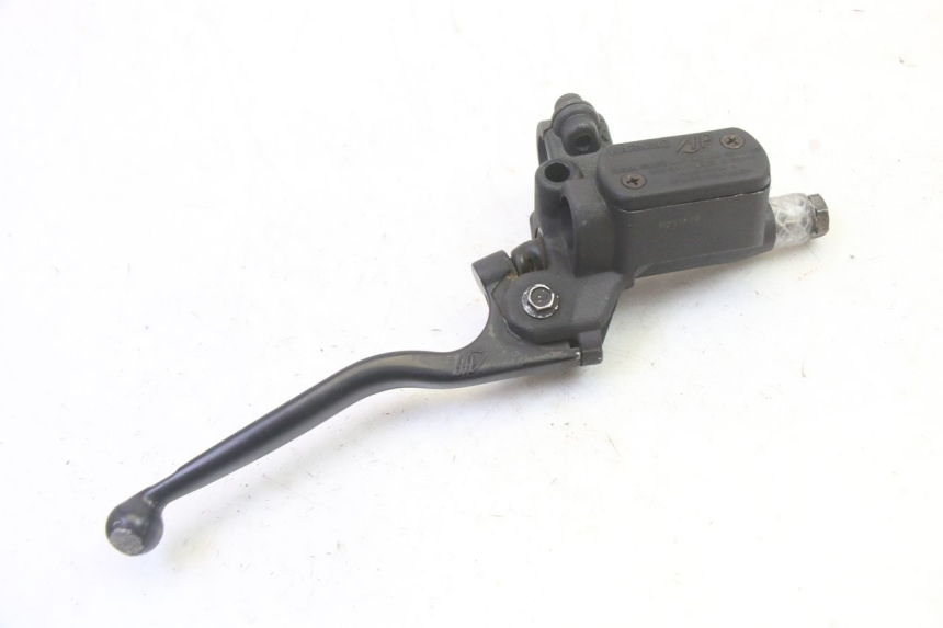 photo de FRONT MASTER CYLINDER PEUGEOT ELYSTAR 50 (2002 - 2014) - Alternative perspective