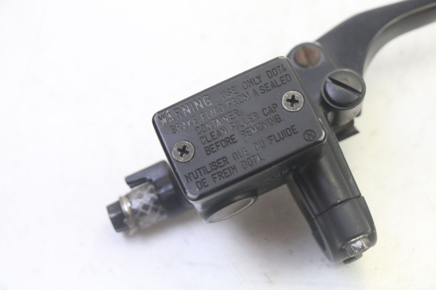 photo de FRONT MASTER CYLINDER HONDA FES S-WING SWING ABS 125 (2007 - 2015)