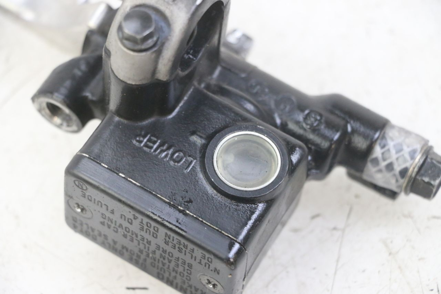 photo de FRONT BRAKE MASTER CYLINDER HONDA FORZA ABS 300 (2013 - 2019)