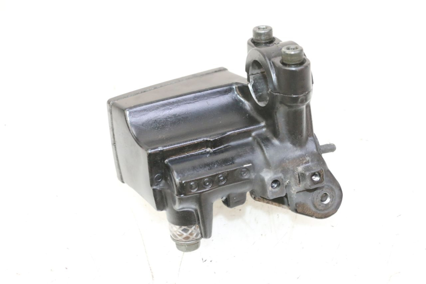photo de FRONT BRAKE MASTER CYLINDER YAMAHA FZ6 N FAZER 600 (2004 - 2006)