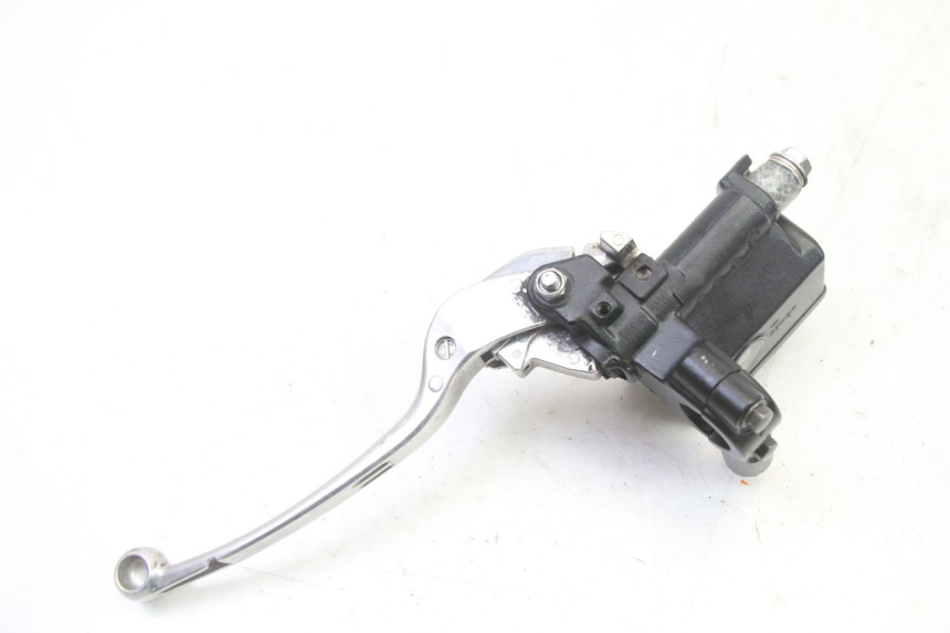 photo de FRONT BRAKE MASTER CYLINDER SUZUKI GSR 750 (2011 - 2017)